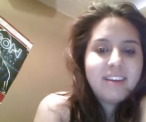 Chubby latina hairy pussy masturbating on webcam