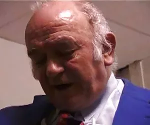 Amateur French Wife Sucks And Fucks Old Man !